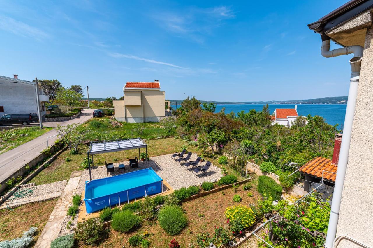 Apartment Sea And Mountain With Pool Novigrad  Room photo
