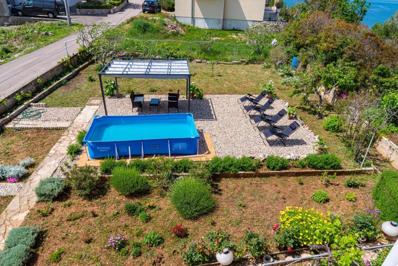 Apartment Sea And Mountain With Pool Novigrad  Room photo