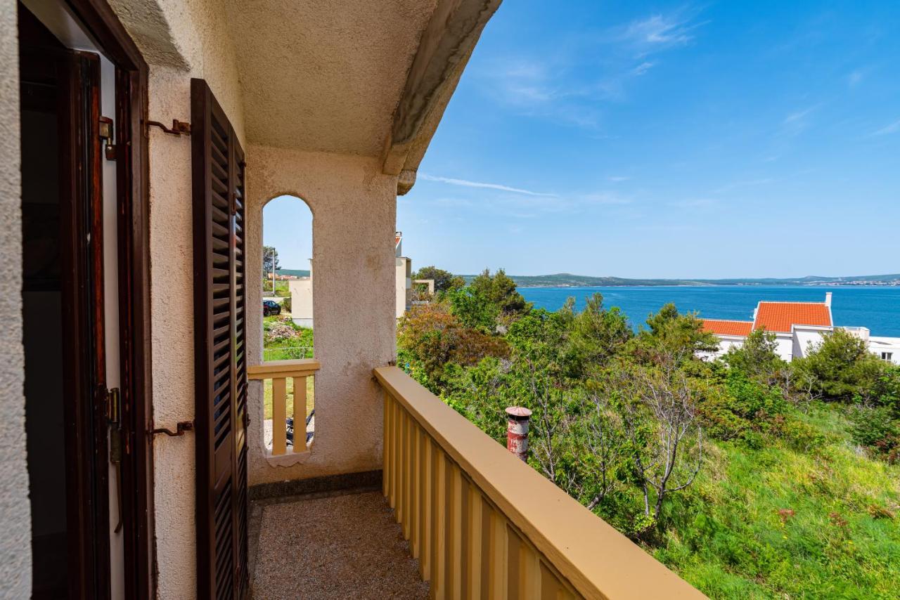 Apartment Sea And Mountain With Pool Novigrad  Exterior photo